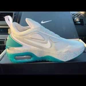 Self Tightening Shoes